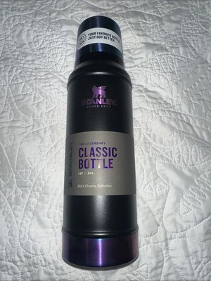 NWT Stanley The Legendary Black Chroma Collection Classic Bottle 1Qt / 0.94L