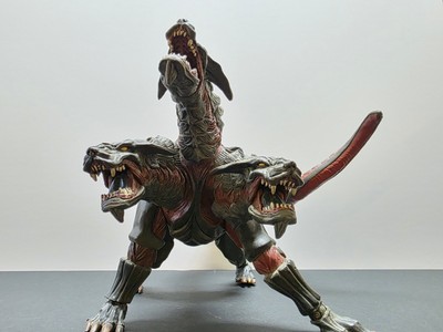 1999 Final Fantasy VIII Action Figure Series 3 Guardian Force Cerberus ArtFX Red