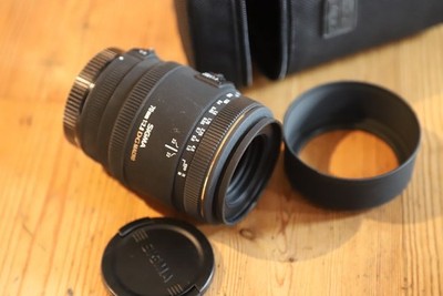 Sigma 70 mm f2.8 EX DG Macro Makroobjektiv mit Festbrennweite für Canon