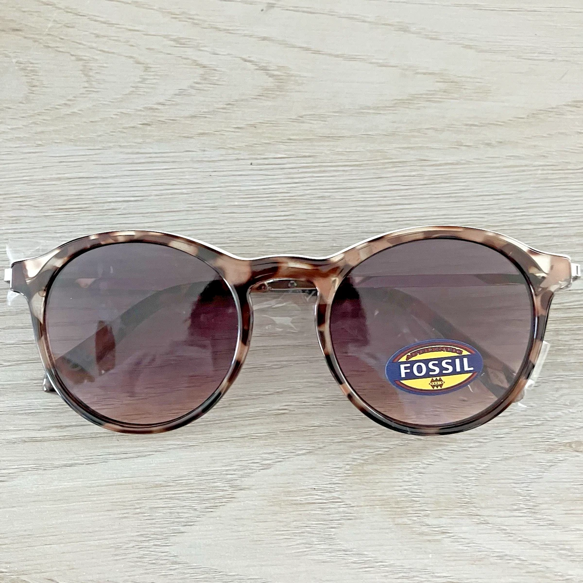 Fossil Jessy Women\'s Tortoise Shell Sunglasses with Gradient Lenses Fossil Cat Eye Cutoff FW231 Sunglasses Brown Tortoise Brown  main image 2