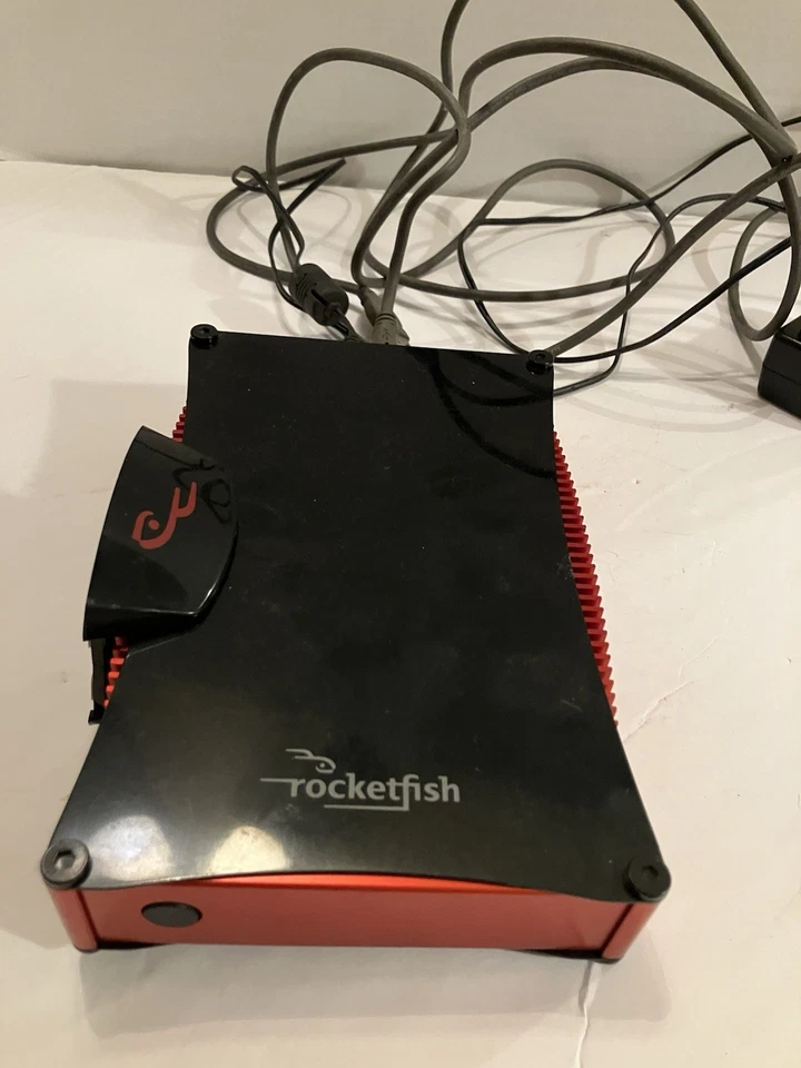 Rocketfish RF-HD25 Red 2.5" USB 2.0 PATA/EIDE External Hard Drive Enclosure Kit - Image 3 of 4