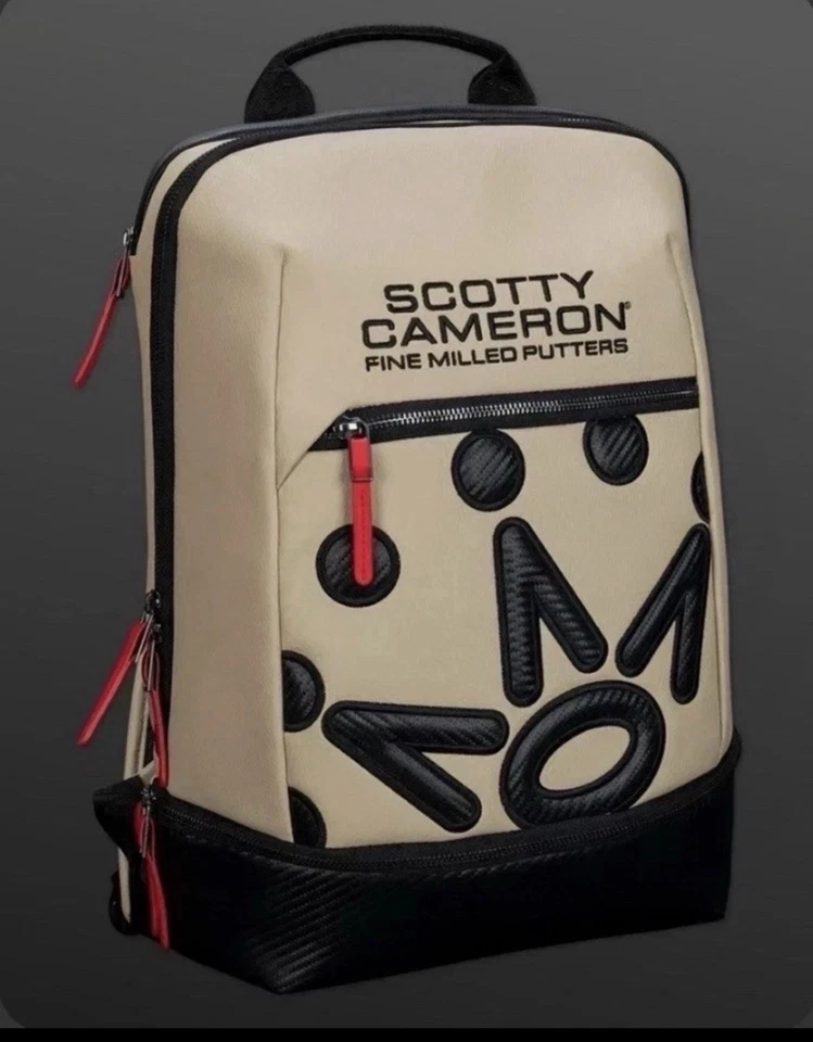 Mochila Scotty Cameron Desert Carbon Crown Scotty Cameron pedido confirmado Foto 2 de 3