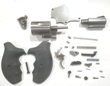 Smith & Wesson 640-3 .357 Magnum Revolver Parts: REPAIR/REBUILD ASSORTED PARTS.