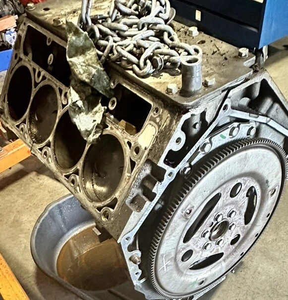 Motor 6.2 Cadillac Escalade 2007 Foto 2 de 2