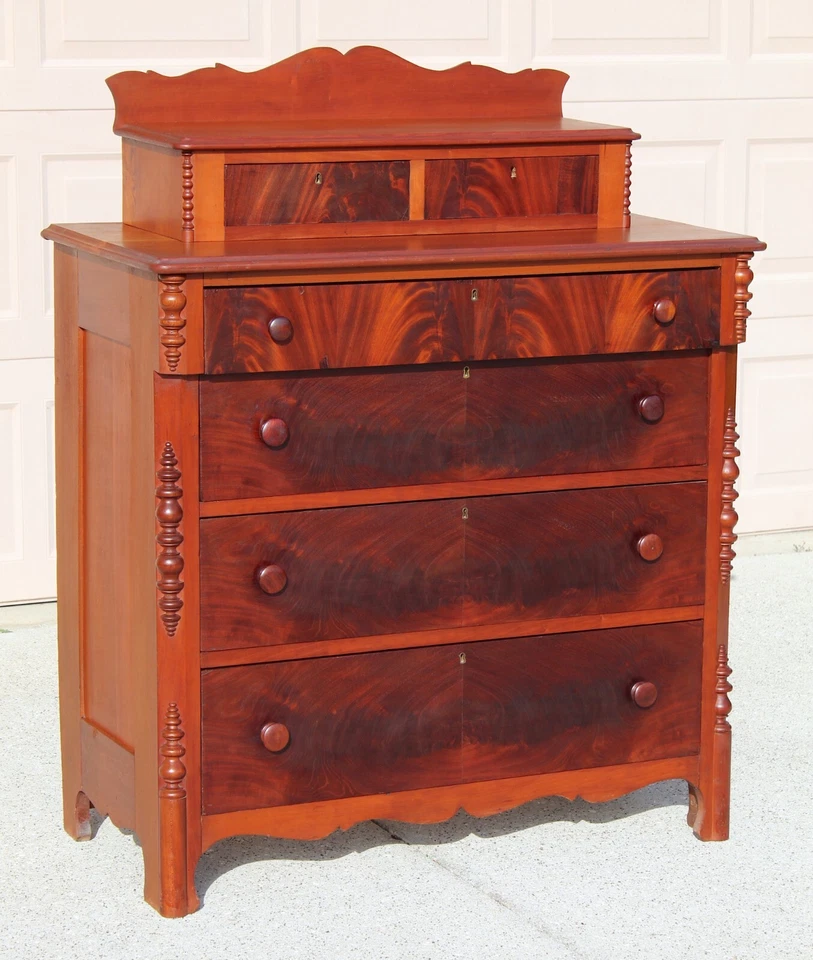 Antiguo cofre americano americano antiguo Imperio de caoba llama de principios del siglo XX Foto 4 de 4