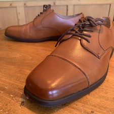 New Florsheim Tan Cap Toe Oxfords Black Rubber Soles Boys 6.5 M