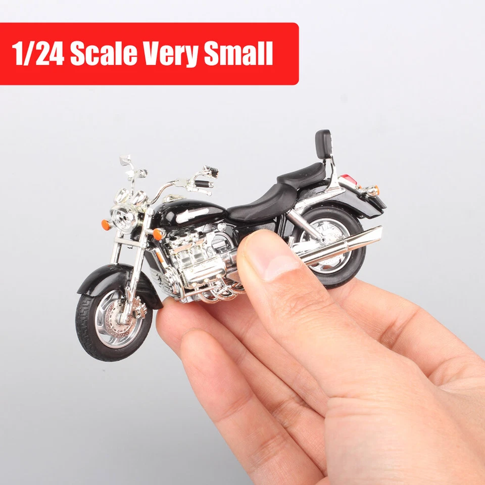 1/24 Scale Small Honda Valkyrie GL1500CF 1999 Motorcycle Model Diecast Toy Bike - Image 3 of 4