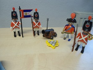 Lot Playmobil Vintage Pirates – Soldats Tuniques Rouges, Canon, Set 3795 De 1990