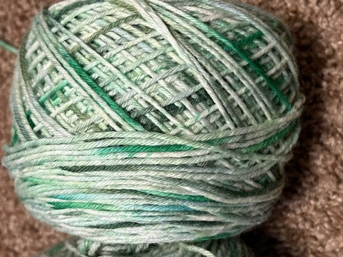 Manos Huasco Color Hand Dyed 304 Yards Super Bulky Yarn 75% 25% polymide Sock - Picture 2 of 4