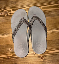 Vionic Women's Gray Flip Flop Sandals Rhinestone Arch Support US 7 Women  s