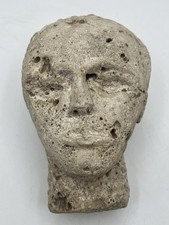 Testa scultura scolpita antica pietra Arte arcaica medievale Roma votiva