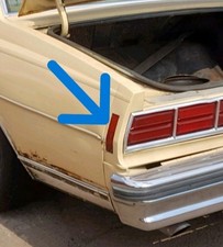 Chevrolet Caprice Impala 1977 1978 Left Rear Side Marker Light Chevrolet Caprice Impala 1977 1978 Left Rear Side Marker Light