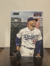 2022 Topps Stadium Club Dynasty and Destiny Black 95/99 Mookie Betts #5A