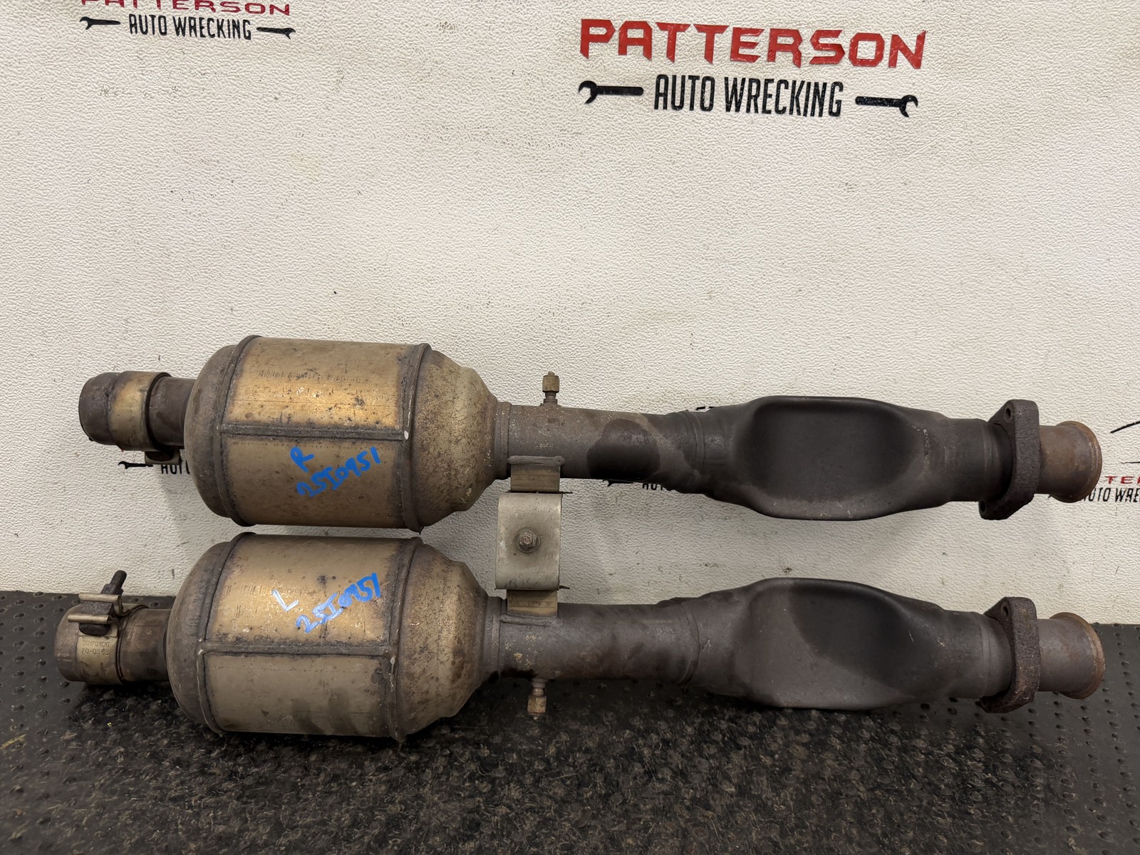 03-07 MASERATI COUPE GT LEFT & RIGHT INTERMEDIATE EXHAUST DOWN TAIL PIPE 4200