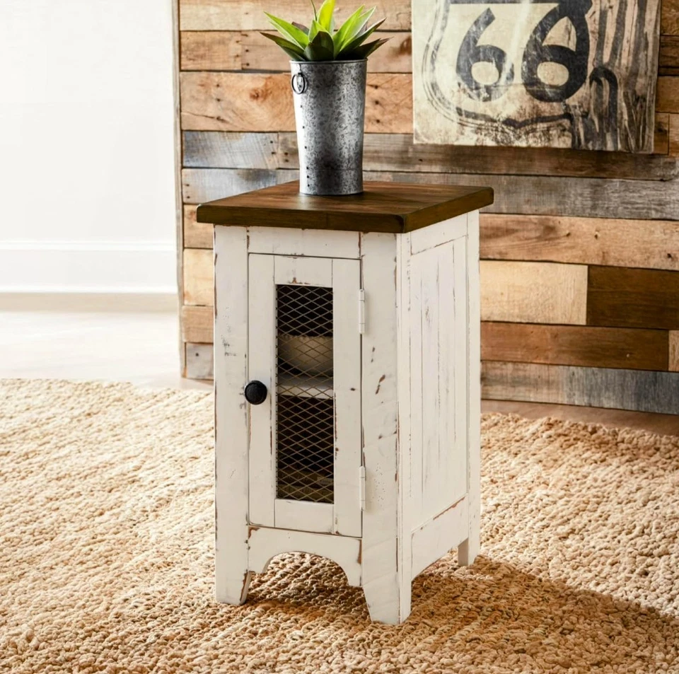 Mueble de mesa auxiliar blanco Farmhouse (diseño de Ashley Wystfield) Foto 2 de 4