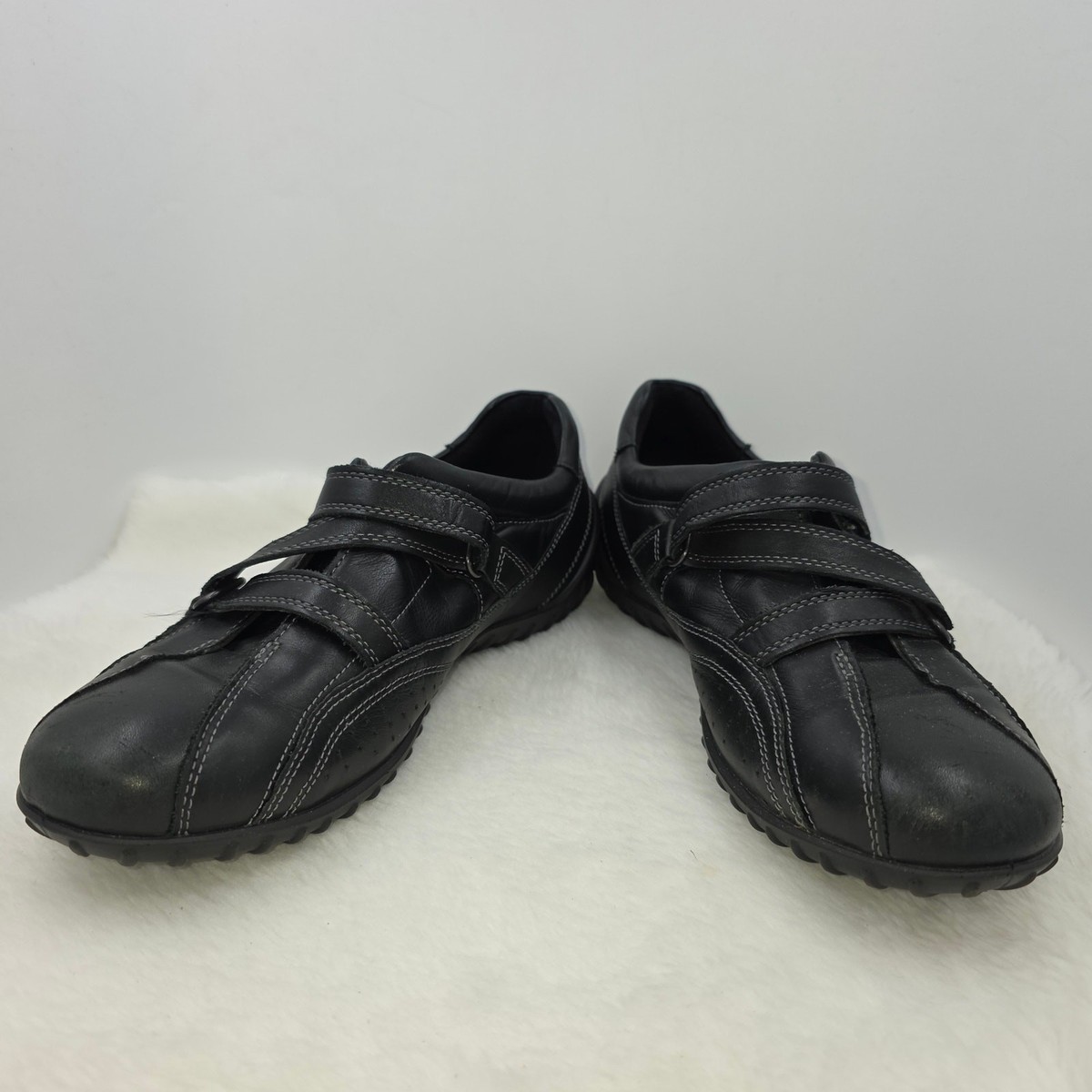 Ecco Charm Crossing Strap Woman's Black Leather Casual Sneaker Sz Euro 38/US 7.5 View 6