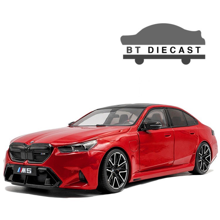 Solido 2025 Bmw M5 1/18 Diecast Model Car  Fire Red S1814702