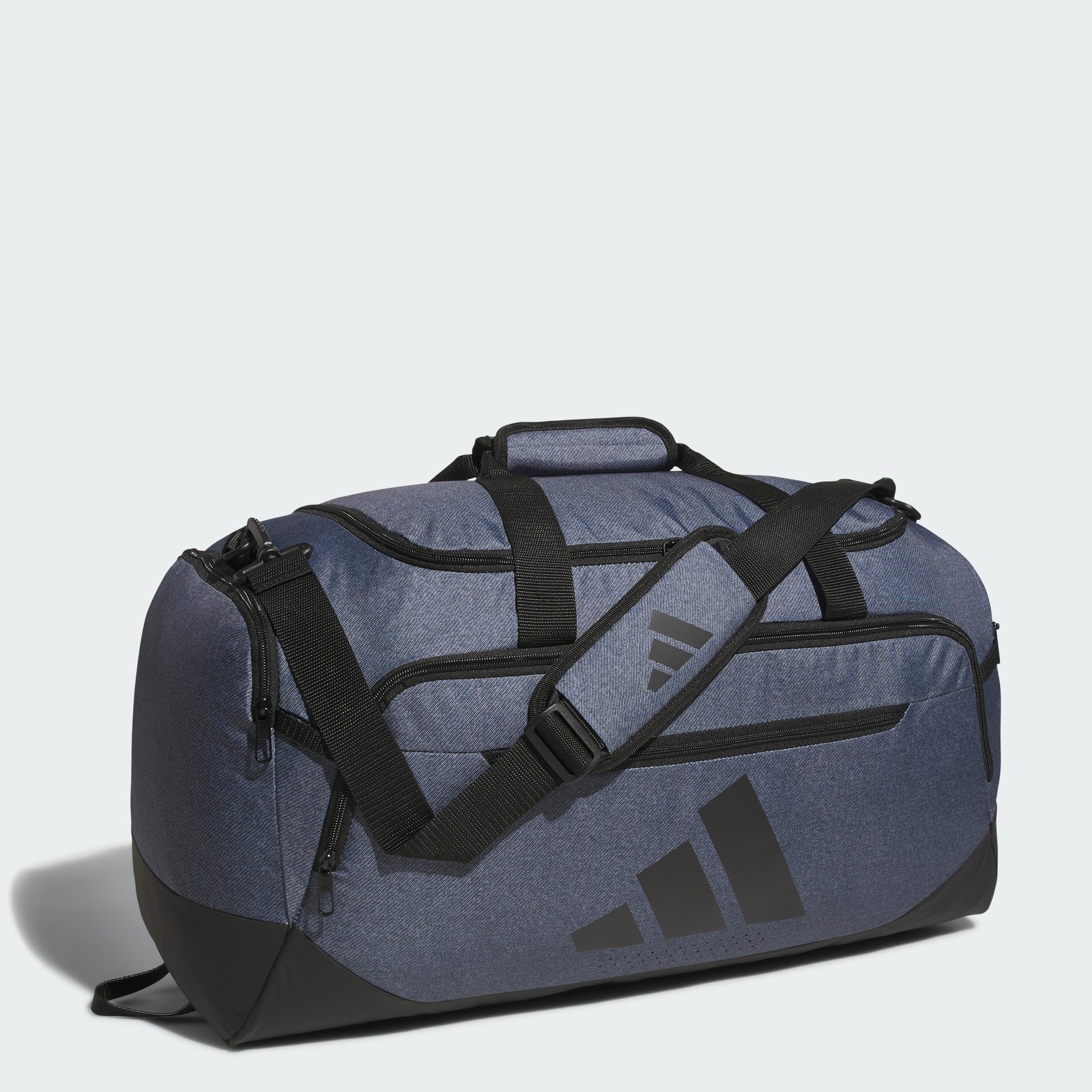 adidas men Defender 5 Medium Duffel Bag