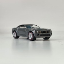 Greenlight GL Muscle 1:64 2011 Chevrolet Camaro Synergy car
