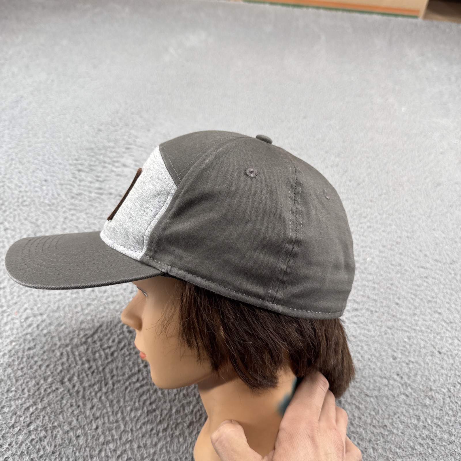 Cabelas Instinct Patch Gray Panel Hat Cap Flex Fi… - image 2