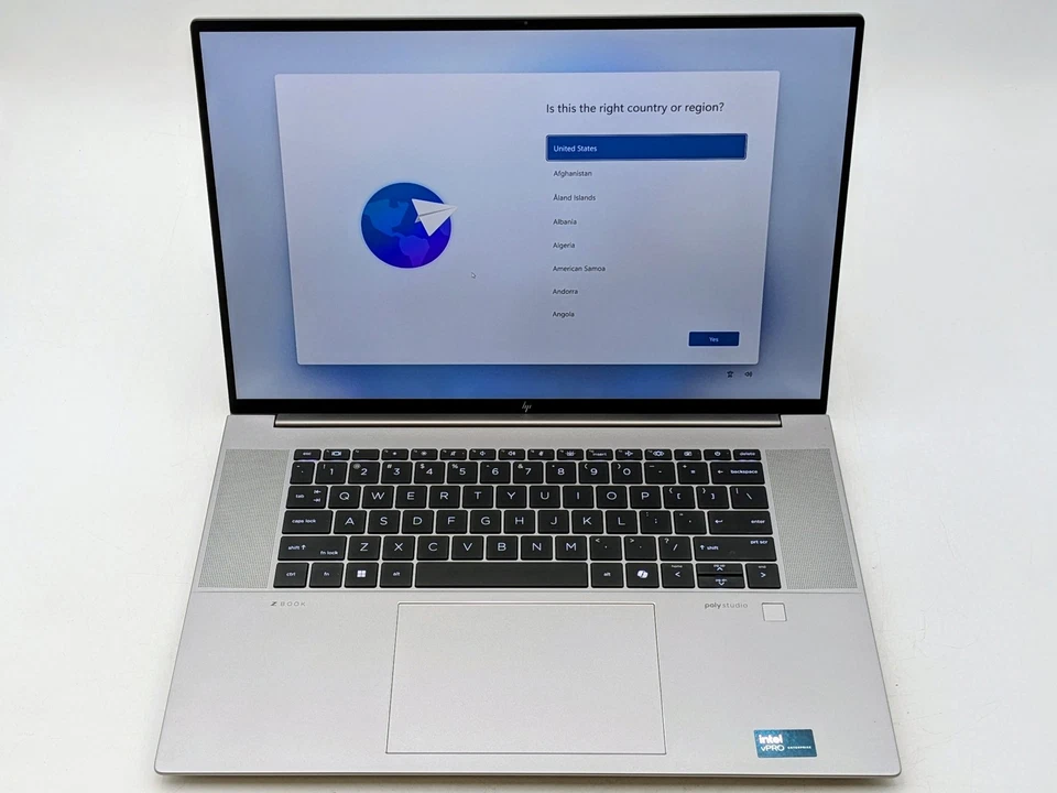 HP ZBook Studio G11 16" UHD+ 4K+ ULTRA 7 165H 512GB SSD 64GB W11P RTX 1000 120Hz