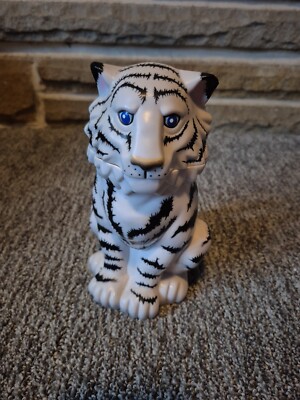 Ringling Brothers Barnum and Bailey Greatest Show on Earth  White Tiger Mug Cup