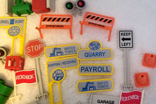 Lot Of 38 VTG Rokenbok Systems Assorted Accessories Parts  Pieces