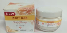 LOT OF 5 BURT'S BEES TRULY GLOWING  GEL CREAM 1.8OZ EACH NEW IN BOX
