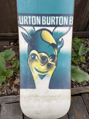 USED BURTON PUNCH 142 SUPER FLY SNOWBOARD 140cm (CRACK ON