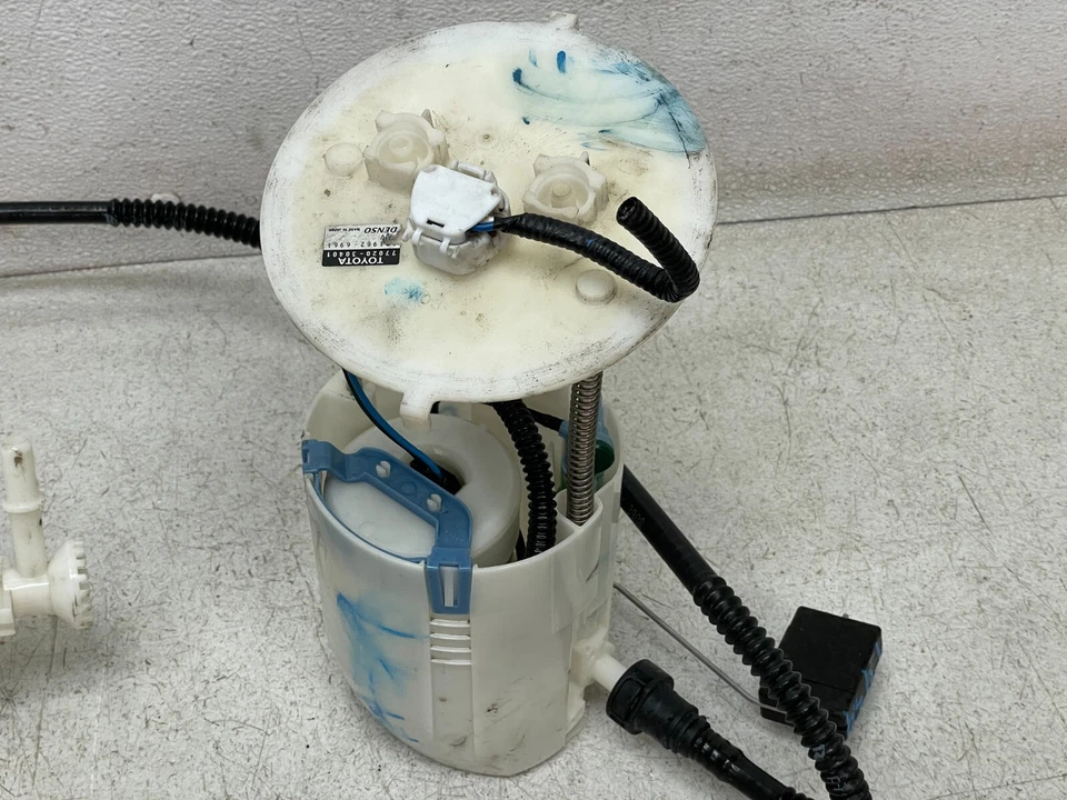 Unidad de envío de bomba de combustible tanque de gasolina 14 15 16 Lexus IS350 IS250 1439 OEM Foto 4 de 4