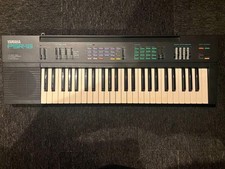 Yamaha PSR-16 49 keys Digital Synthesizer Keyboard w/ AC Adapter 100v Tested