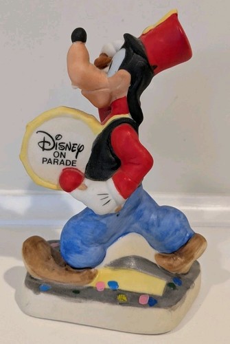 RARE Vintage Disney On Parade - Goofy Ceramic Statue Figurine - Schmid