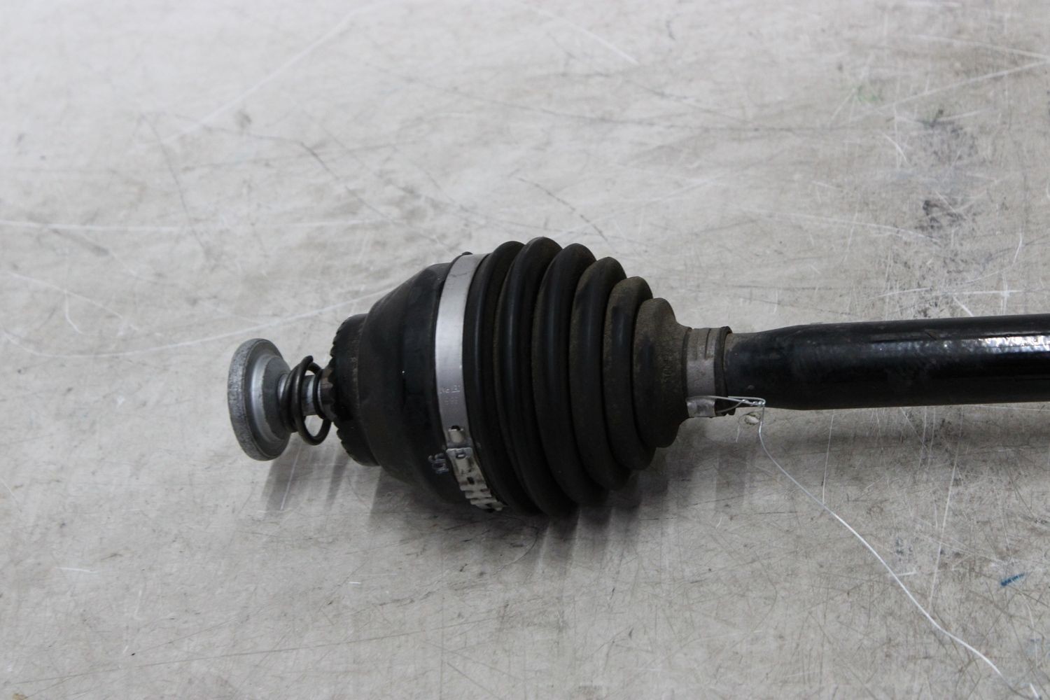 14 15 16 17 19 BMW I8 Axle Shaft Right
