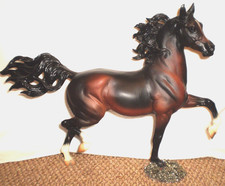 Breyer Plastic Horse Figure Arabian Stallion Huckleberry Bey 472 please read.