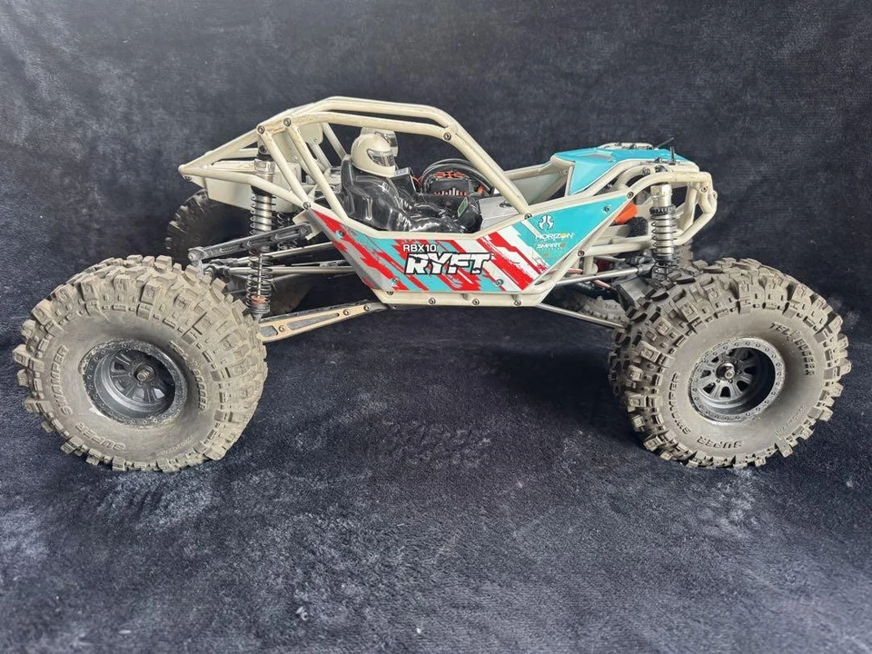 Axial Rbx10 Ryft 1/10 Scale Rock Bouncer Rc Car 4Wd Rtr Off-Road Rock Crawler - Image 3 of 4