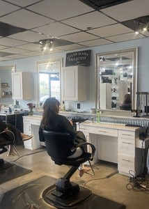 Large mirror - 50.75 x 35.5" - from a hair salon