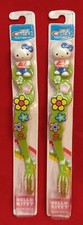 HELLO KITTY 2 Crest Toothbrushes, Soft, Green w/Flowers, Zooth Sanrio   -A