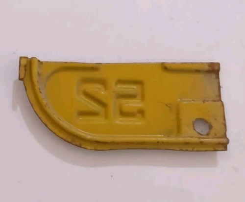 1952 California License Plate Registration Tag Metal Tab Q - Picture 2 of 2
