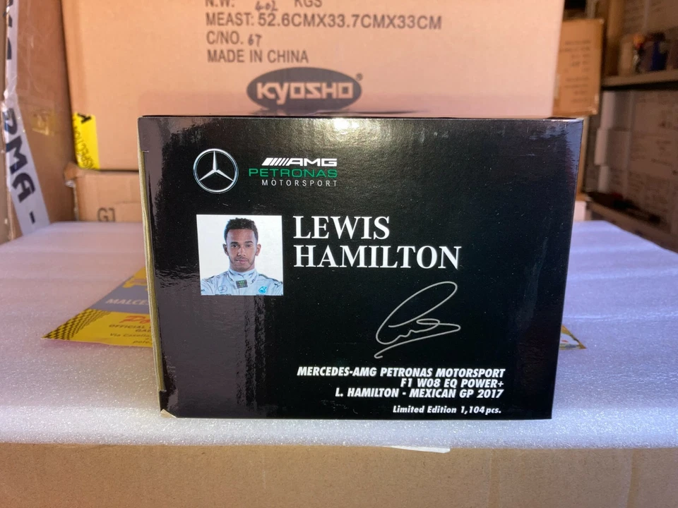 110171844 MINICHAMPS 1:18 MERCEDES PETRONAS HAMILTON MEXICAN GP 2017 LIM. 1104 - Immagine 4 di 4