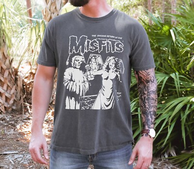 Misfits Shocking Return T-Shirt 80s Punk on Vintage Blac Comfort