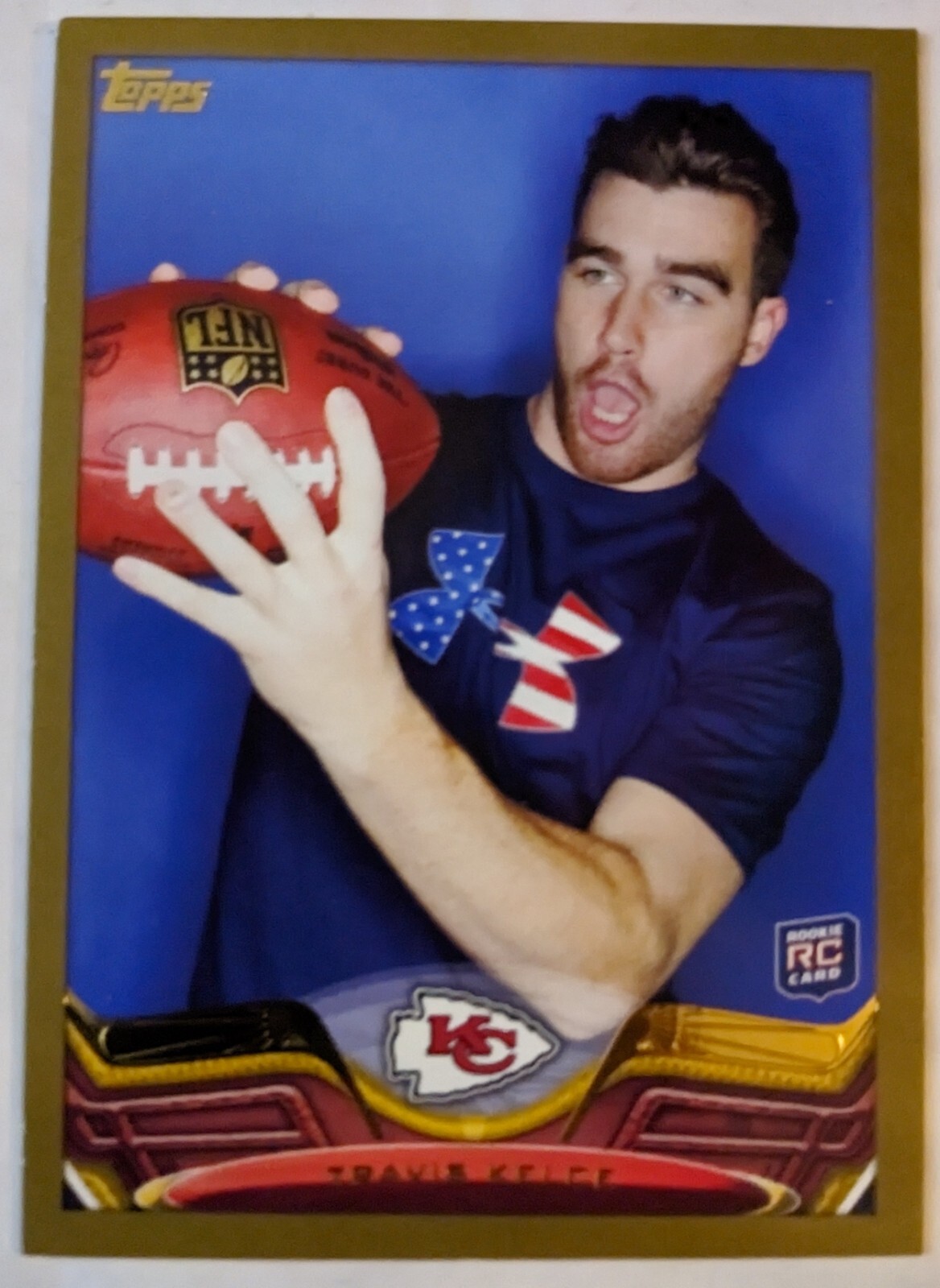TRAVIS KELCE TOPPS 2013 ROOKIE GOLD SP. 1934/2013
