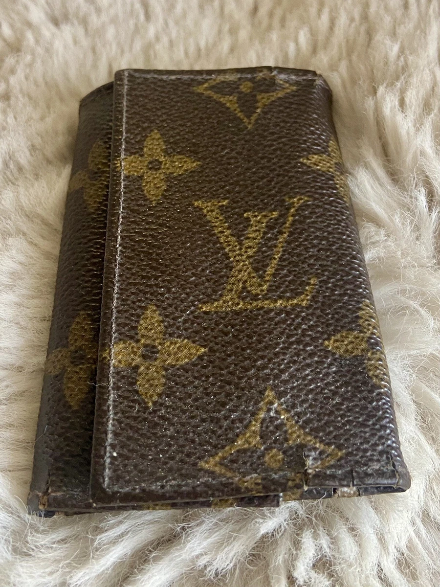 LV 6 Key Holder  Louis vuitton key pouch, Key holder, Handbag accessories