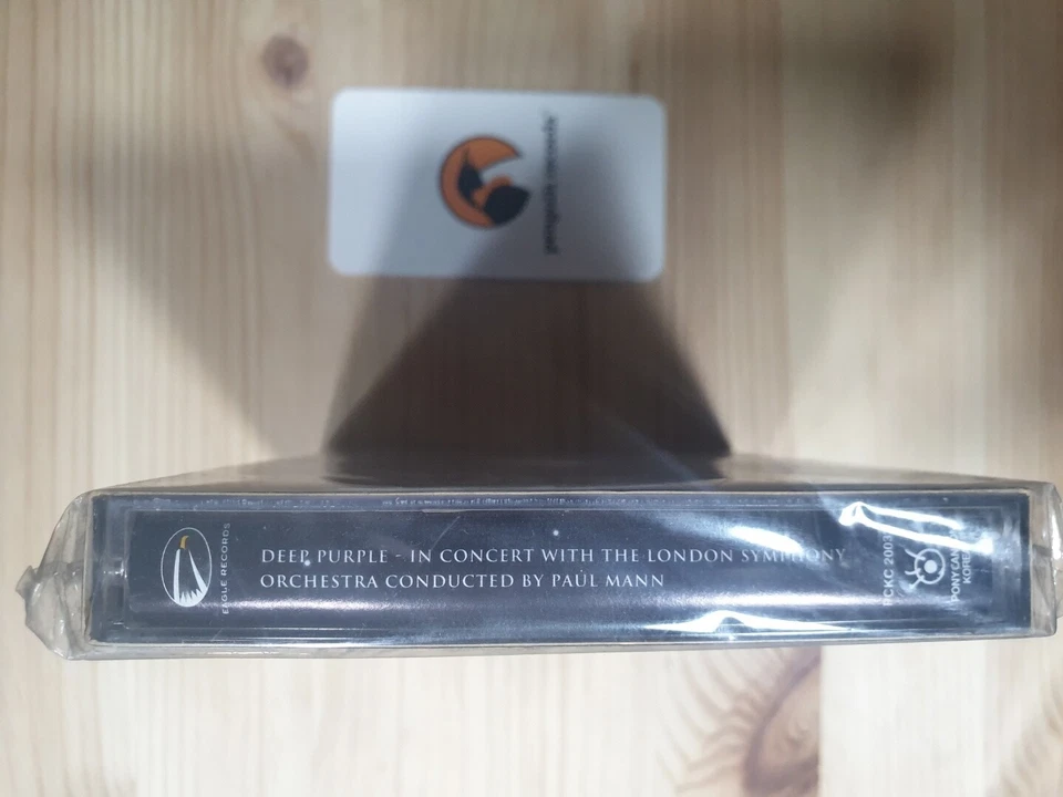 DEEP PURPLE - IN CONCERT WITH THE LONDON SYMPHONY ORCHESTRA CASSETTE TAPE - Image 2 of 3