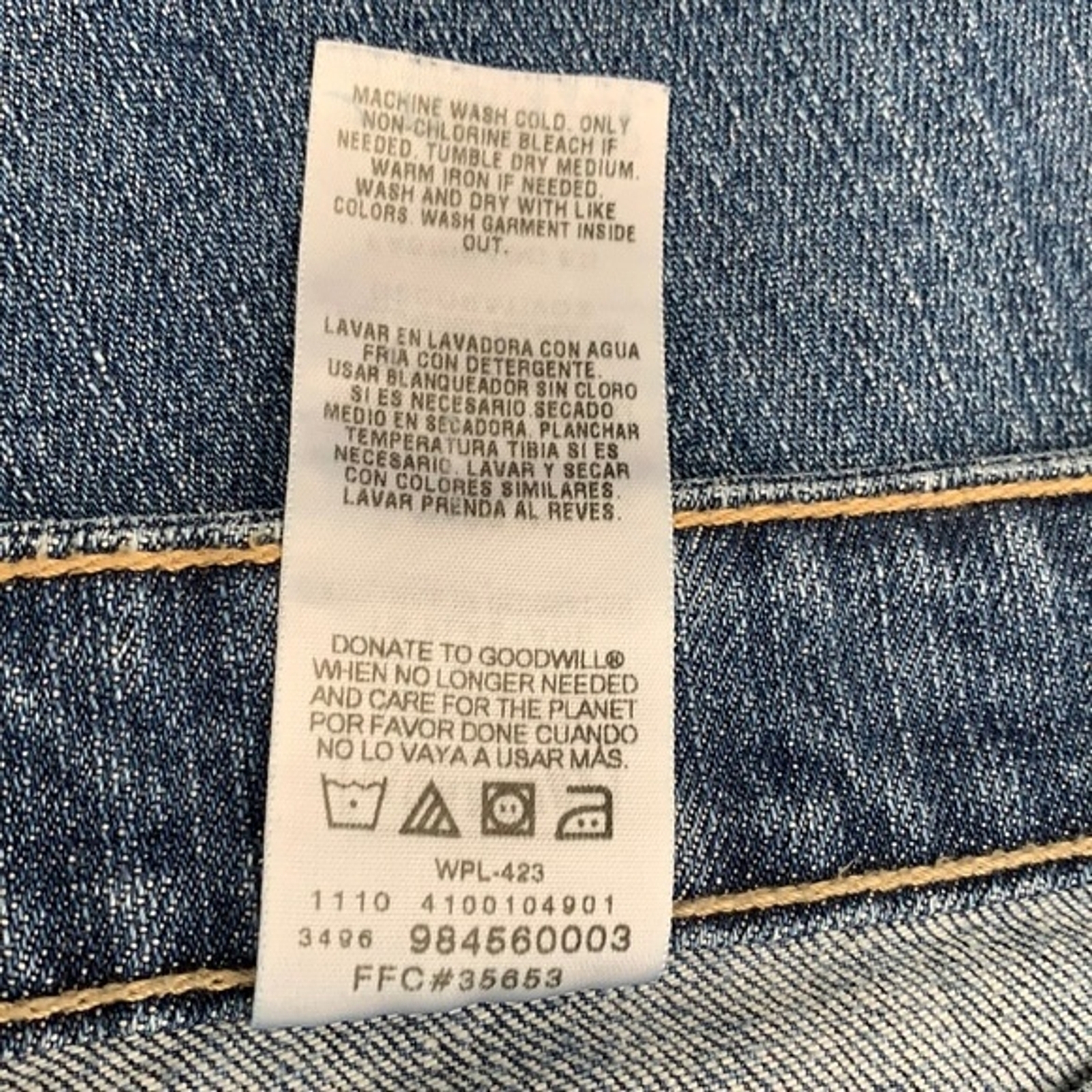 Signature by Levi Stratus Blue Bootcut Women's Jean Pants Size 12 short image 8