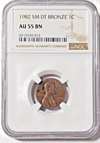 1982 SM DT BRONZE 1C NGC GRADE AU 55 BN