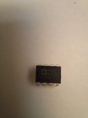 OP07E Precision Op-Amp im DIP-8 Gehäuse.