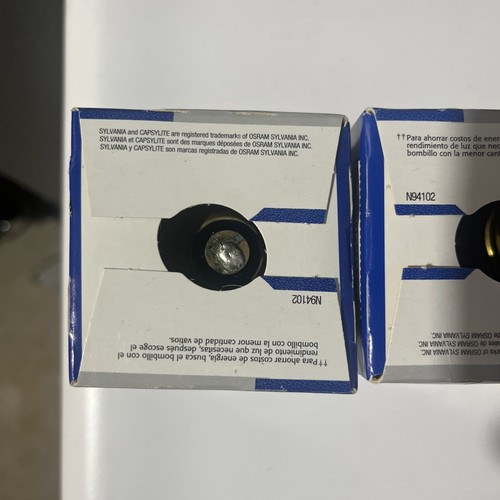 2 Sylvania PAR20 Capsylite 30 degree 50W Flood bulbs - Picture 4 of 6