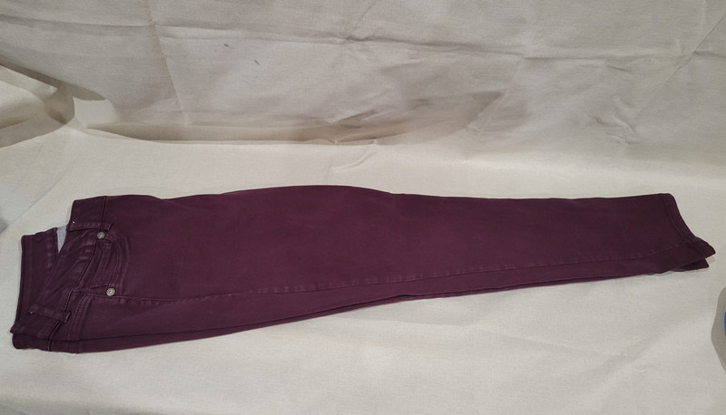 No Boundaries Women's Purple Dark Wash Stretch Skinny Jeans Mid Rise 5-Pocket
