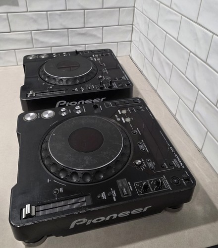 2x PIONEER CDJ-1000MK3 DIGITAL CD DECK DJ TURNTABLES - Picture 3 of 8