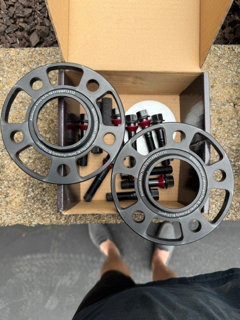 Ferrari OEM Portofino Wheels 20" California 458 488 tires, sensors, spacers !